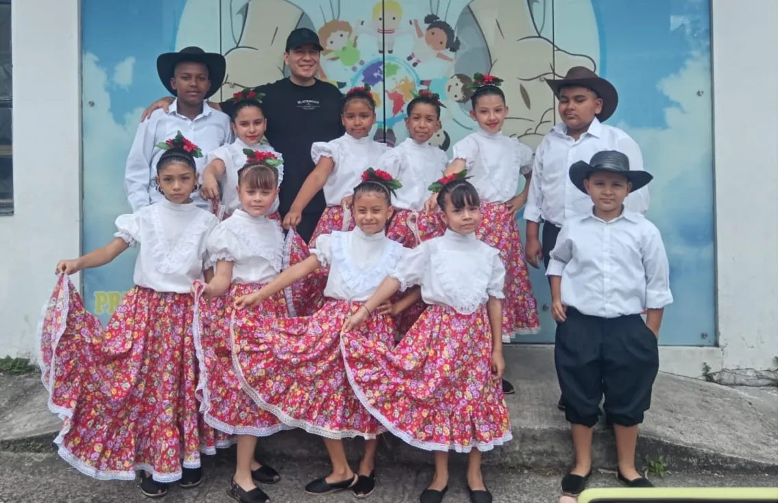 Galería Fundación Brazos de Dios - Foto 3