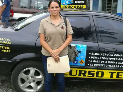 Curso teórico de manejo en Costa Rica